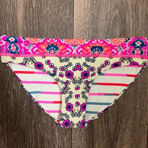 Maaji Reversible Swim Briefs NWT-A314 - Picture 1 of 9